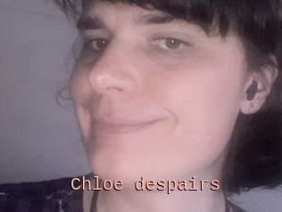 Chloe_despairs