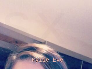 Kylie_Eve