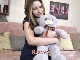 MiaVey