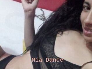 Mia_Dance