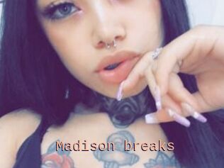 Madison_breaks